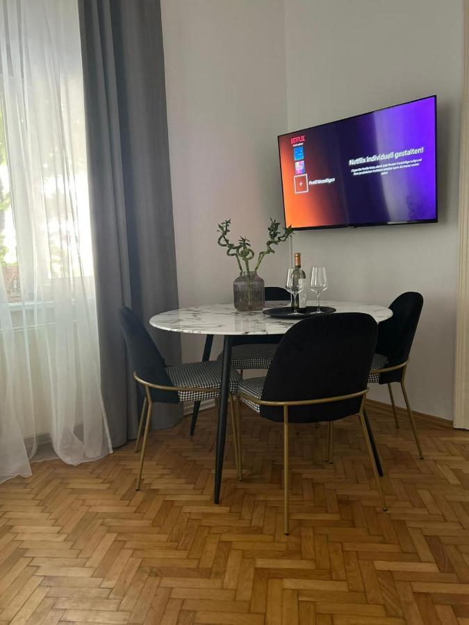 Apartment 5 Min Schoenbrunn Gloriette, Direct To City Center, Free Parking Wien Exteriör bild
